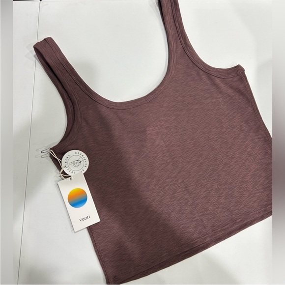 Vuori  Women's XL Sunrise Crop Tank Chestnut Dark Pink NWT Cropped Slim Fit - Picture 4 of 8